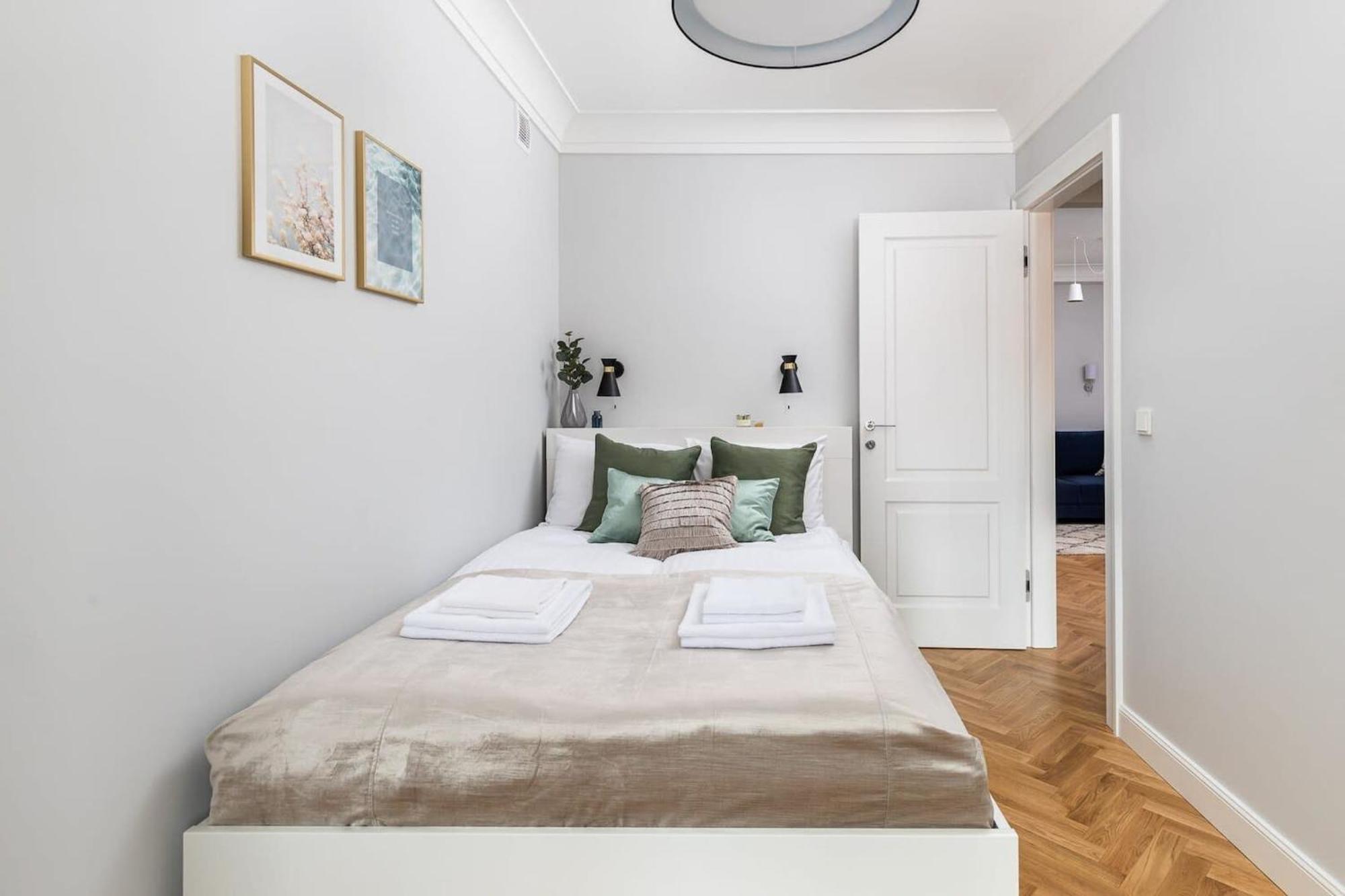 Plac Zamkowy - Apartment With City View By Noclegi Renters Warsawa Bagian luar foto